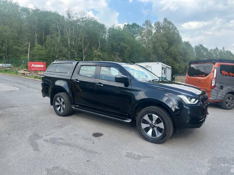 Isuzu D-Max 1.9 V-cross Double Cab 4X4 Black