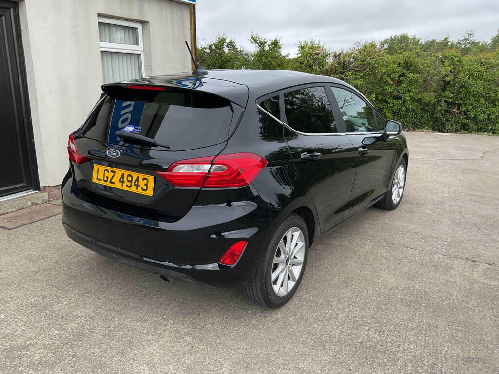 Ford Fiesta 1.5 Tdci 120 Titanium LGZ4943 Black #5