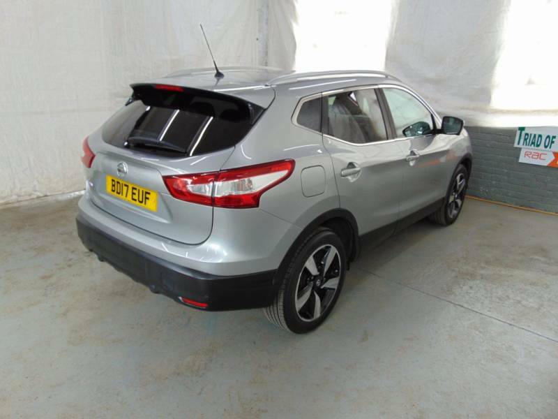 Nissan Qashqai 1.2 Dig-t N-vision - 2017 17 BD17EUF Silver #4