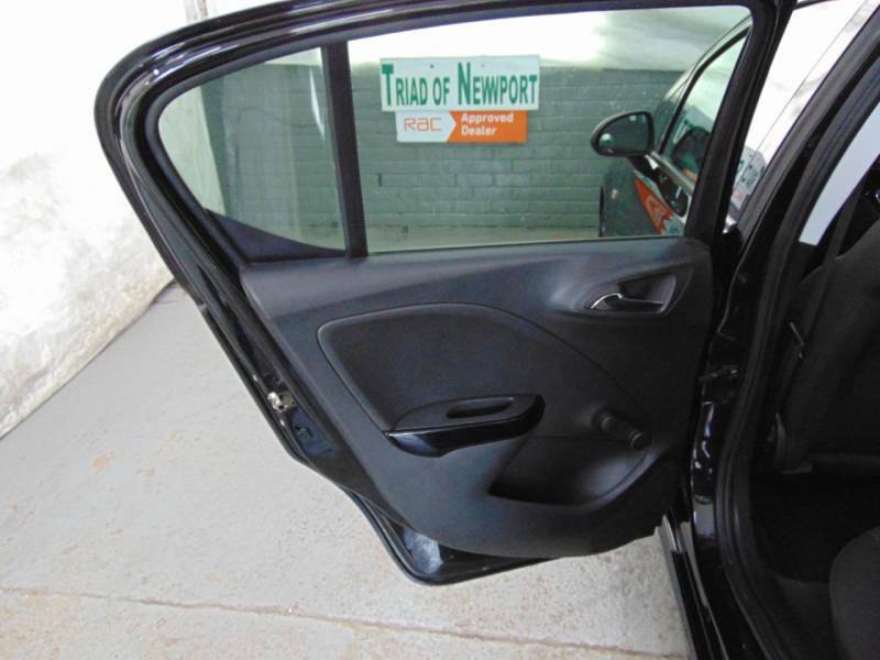 Vauxhall Corsa Vauxhall Corsa 1.4 Griffin Hatchback Red #21