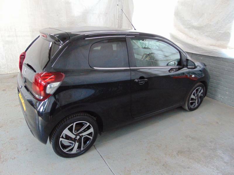 Peugeot 108 1.2 Puretech Allure - 2016 16 Black #3