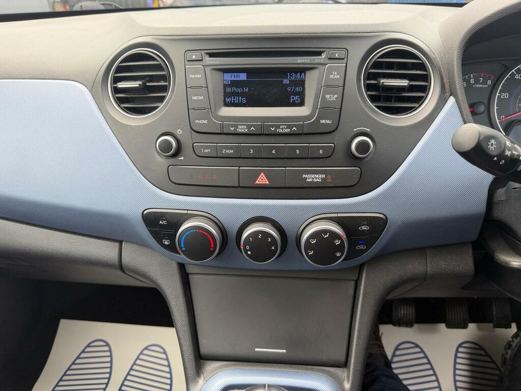 Hyundai I10 1.2 Se Euro 5 Grey #13