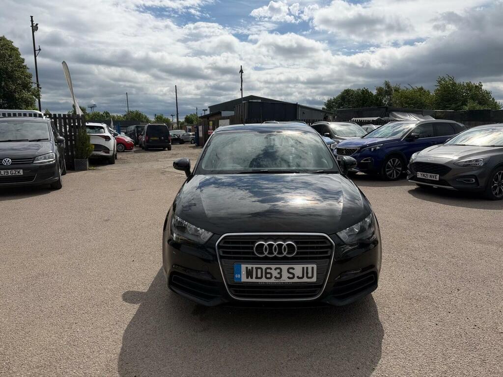 Audi A1 1.6 Tdi Se Sportback Euro 5 Ss Black #2