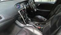 Volvo V40 2.0 D2 R-design Lux Nav Euro 6 Ss White #3