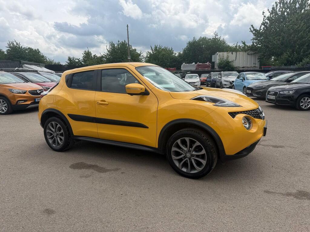 Nissan Juke 1.6 Tekna Xtron Euro 6 Yellow