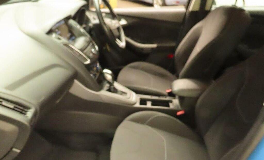 Ford Focus 1.5 Tdci Zetec Powershift Euro 6 Ss Blue #2