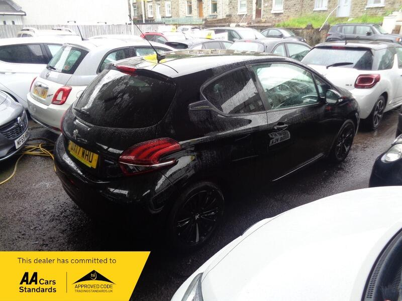 Peugeot 208 Black Edition DX17WHU  #3