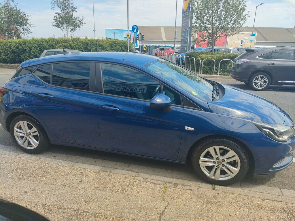 Vauxhall Astra 1.6 Cdti Ecotec Blueinjection Tech Line Nav Hatchb Blue #5