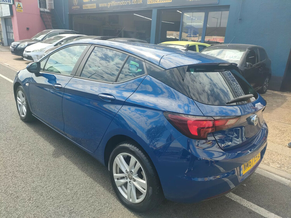 Vauxhall Astra 1.6 Cdti Ecotec Blueinjection Tech Line Nav Hatchb Blue #2