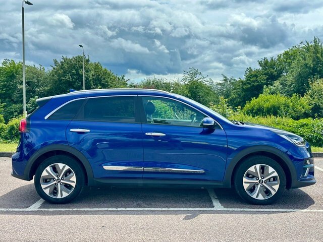 Kia Niro 4 Suv Blue #2