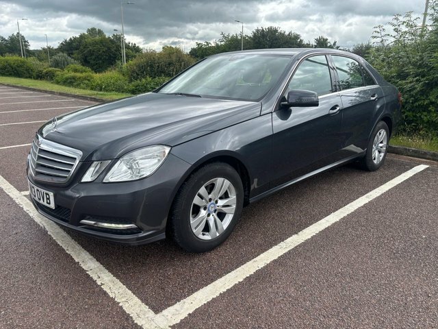 Mercedes-Benz E Class E220 Cdi Blueefficiency Se Grey #3