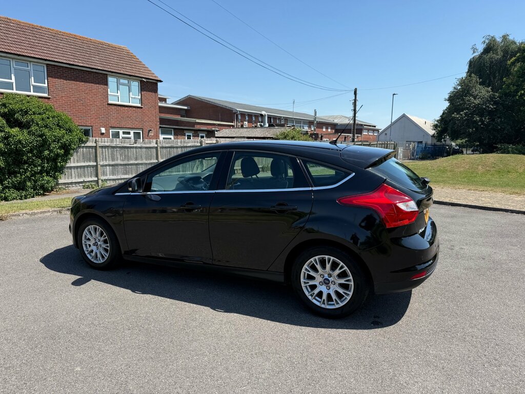 Ford Focus 1.6 Titanium Euro 5 EJ11MGU Black #6