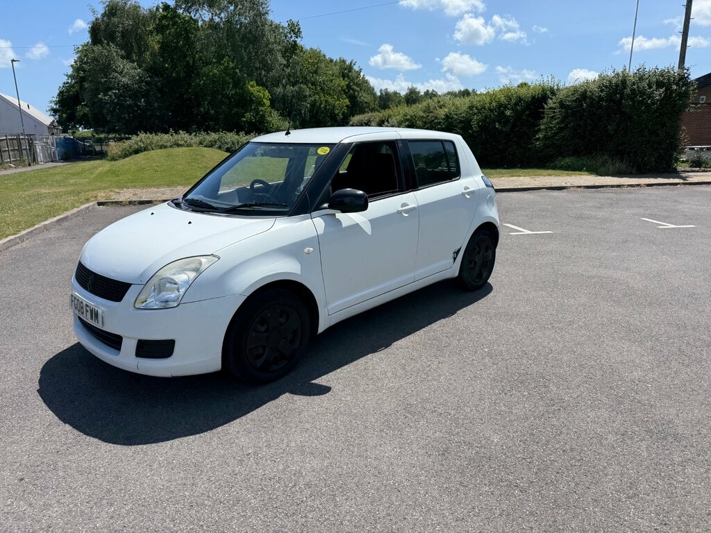 Suzuki Swift 1.3 Gl Hatchback 140 Gkm, 91 B White