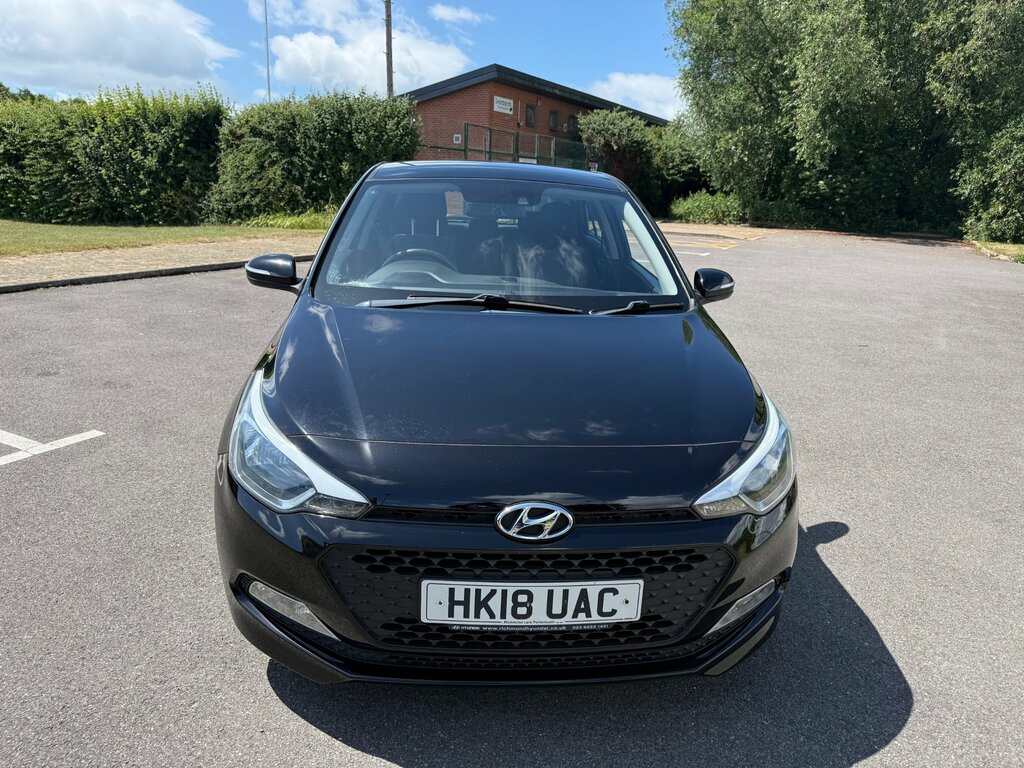 Hyundai I20 1.4 Se Hatchback Euro 6 100 Ps Black #2