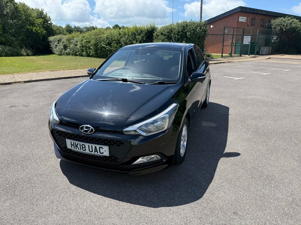 Hyundai I20 1.4 Se Hatchback Euro 6 100 Ps Black #3