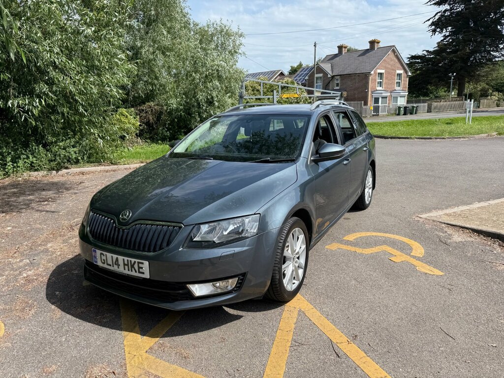 Skoda Octavia 1.4 Tsi Elegance Estate Euro 5 GL14HKE Grey