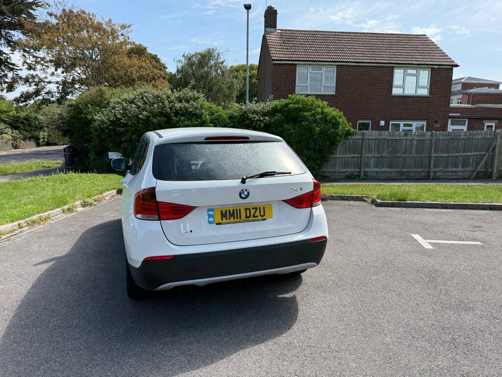 BMW X1 Estate 2.0 Black #18