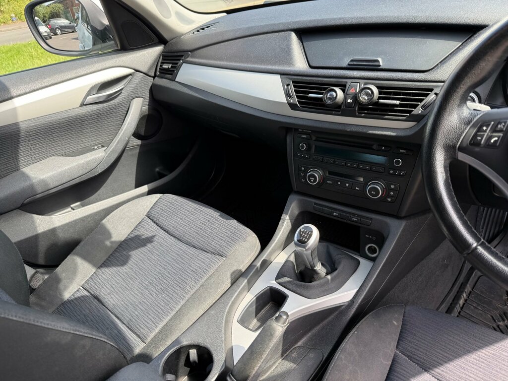 BMW X1 Estate 2.0 Black #38