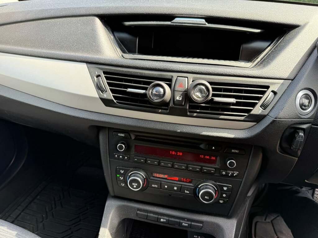BMW X1 Estate 2.0 Black #42