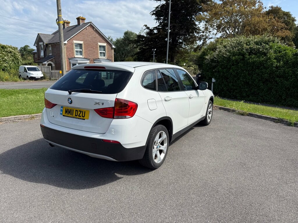BMW X1 Estate 2.0 Black #21