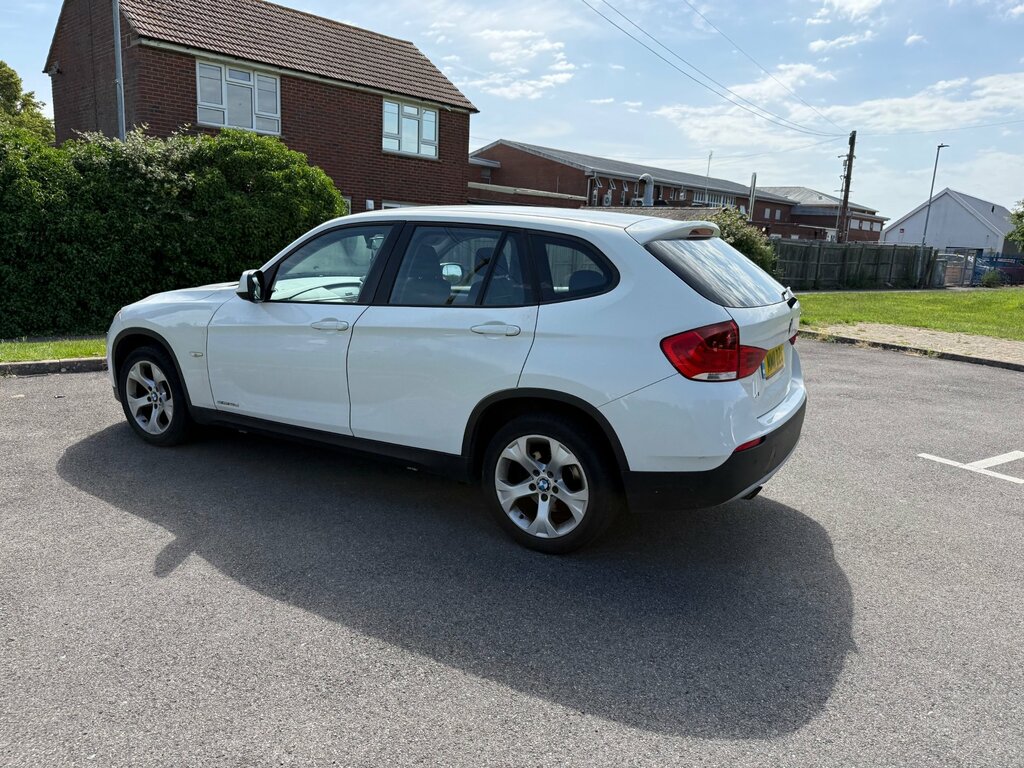 BMW X1 Estate 2.0 Black #14