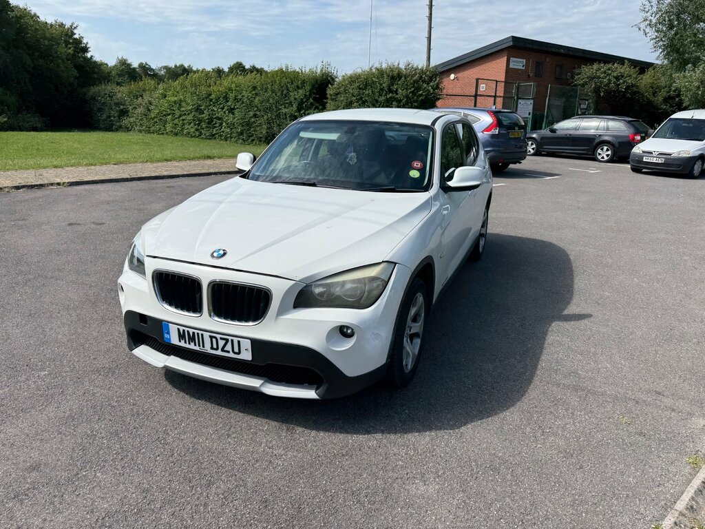 BMW X1 Estate 2.0 Black #4