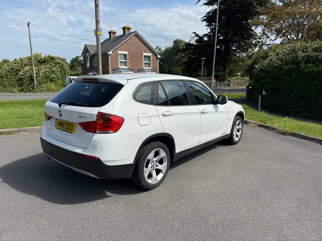 BMW X1 Estate 2.0 Black #22