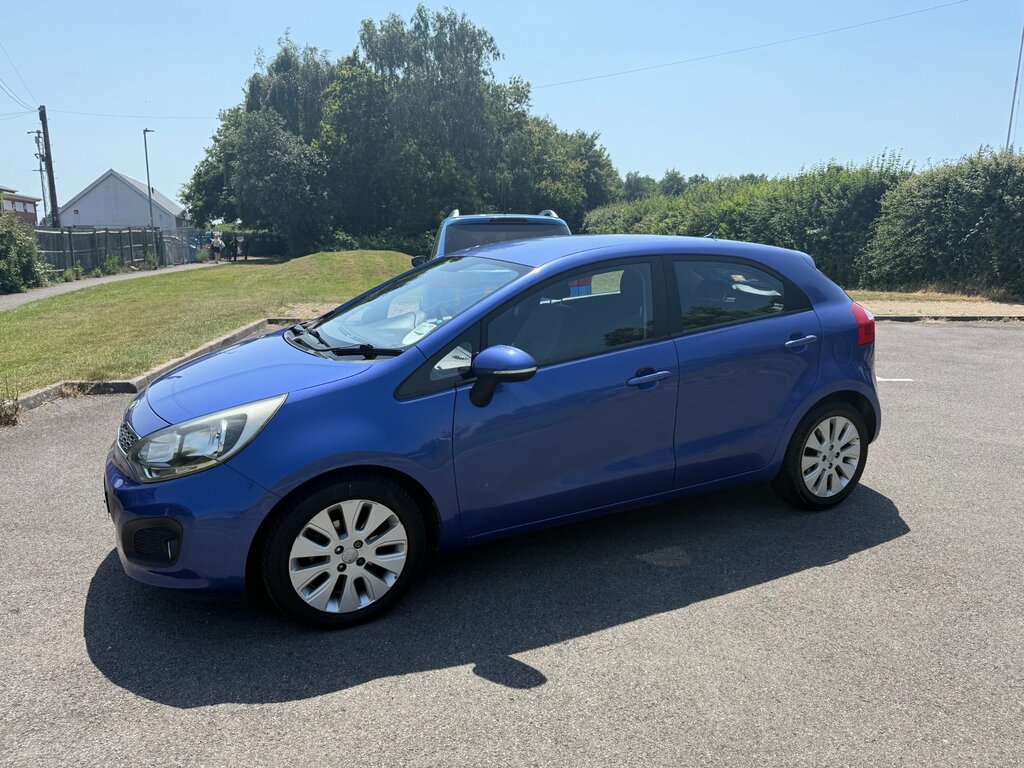 Kia RIO 1.25 2 Hatchback Euro 5 84 Bhp Blue