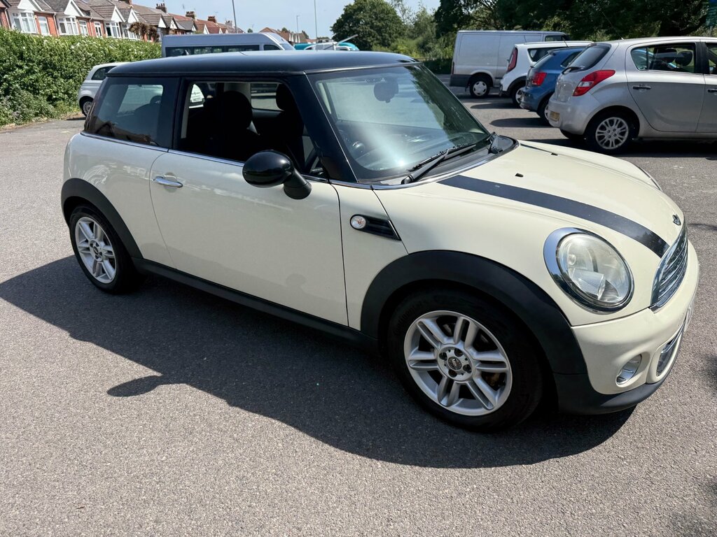 Mini Hatch 1.6 Cooper Hatchback Euro 5 122 White #3