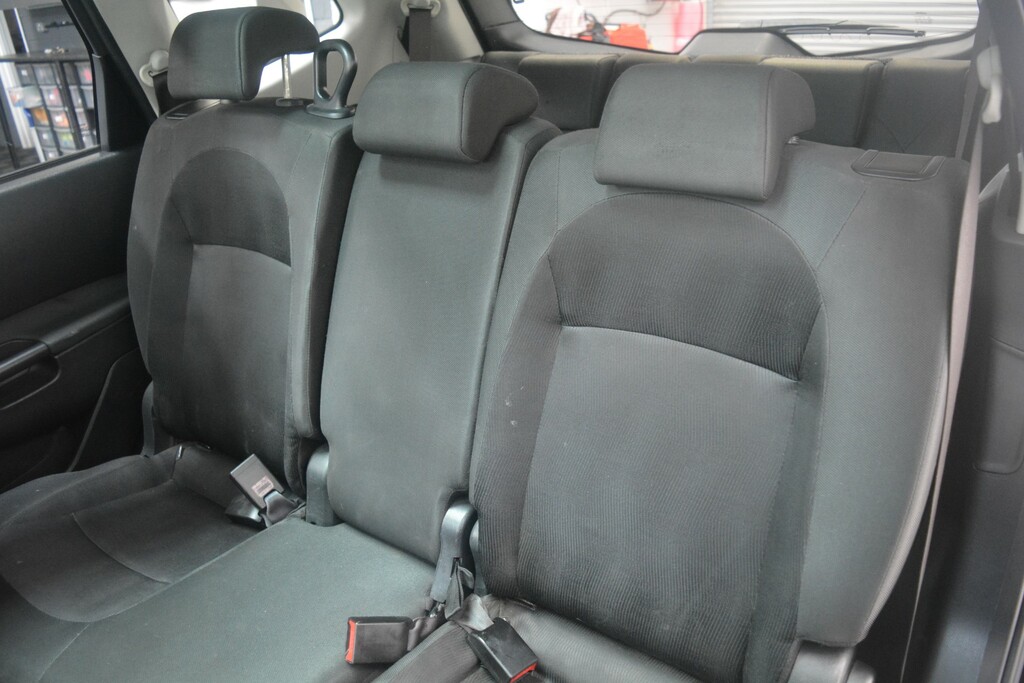 Nissan Qashqai+2 Acenta Plus Black #28