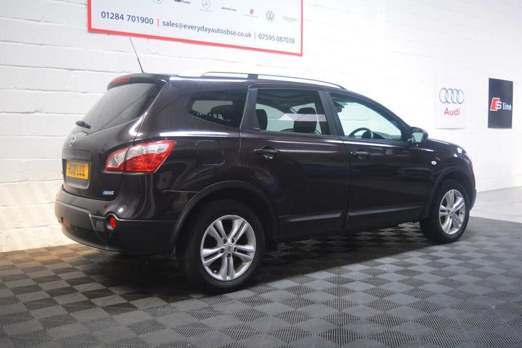 Nissan Qashqai+2 Acenta Plus Black #26