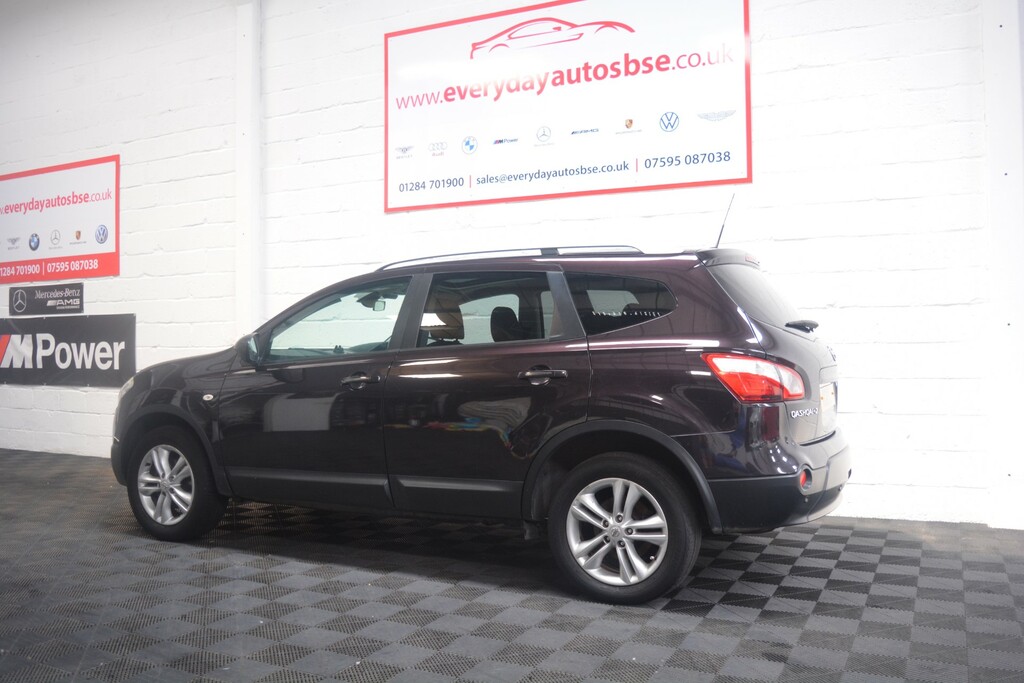Nissan Qashqai+2 Acenta Plus Black #35