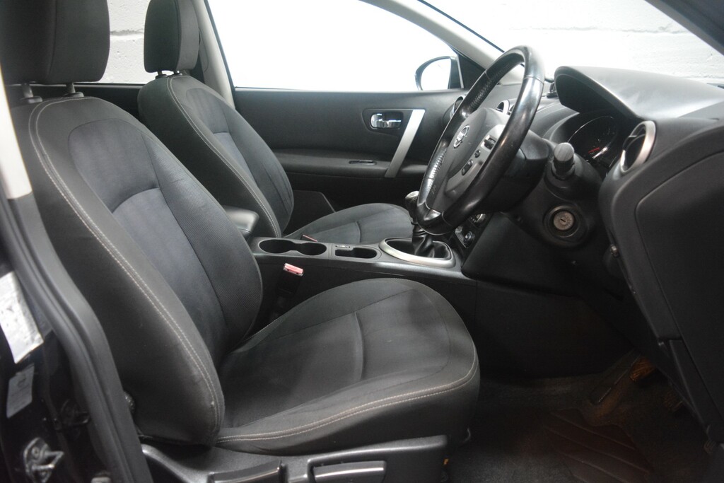 Nissan Qashqai+2 Acenta Plus Black #13