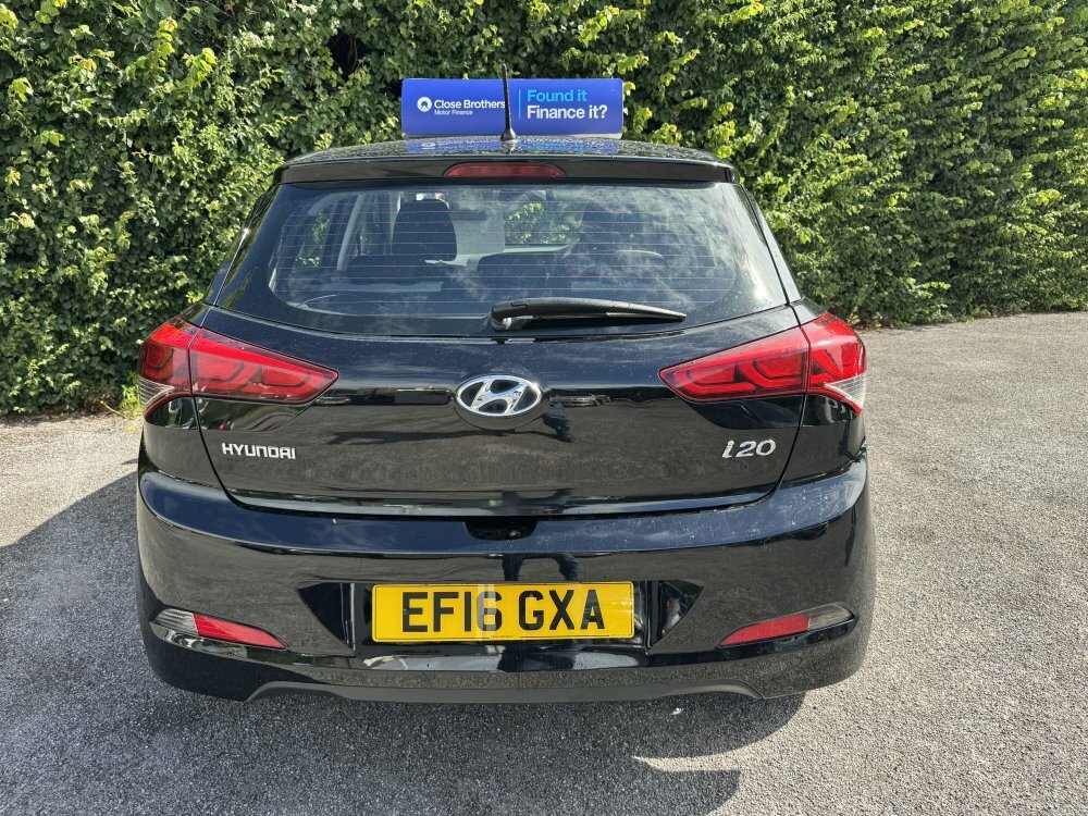 Hyundai I20 1.2 S-air Blue Drive Black #5