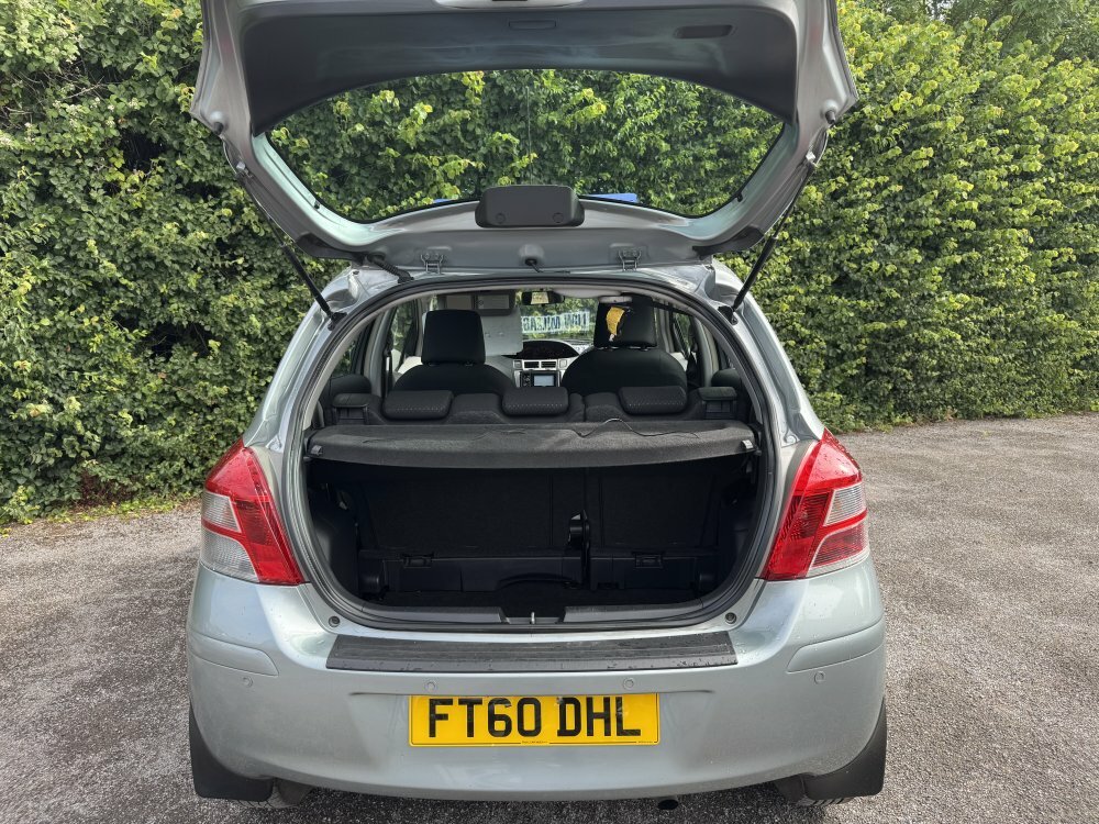 Toyota Yaris T-spirit 1.3 Grey #6