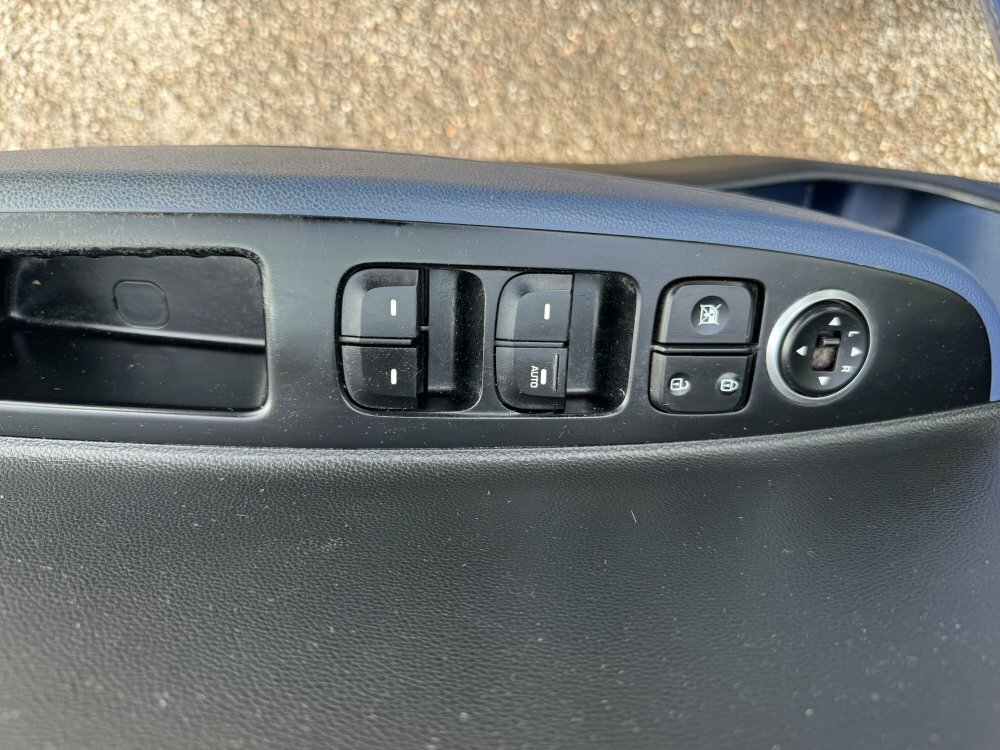 Hyundai I10 Se Blue #12