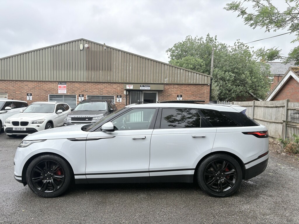 Land Rover Range Rover Velar 2.0 D240 S A22ROH White #6