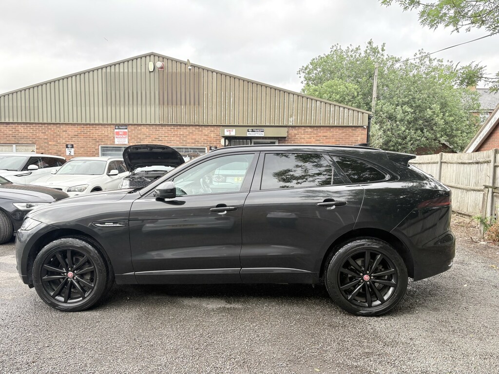 Jaguar F-Pace 2.0 D180 R-sport AX68XSJ Black #5