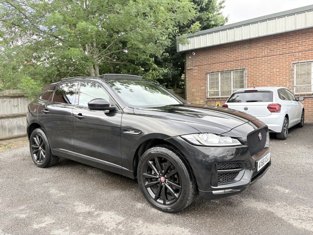 Jaguar F-Pace 2.0 D180 R-sport Black