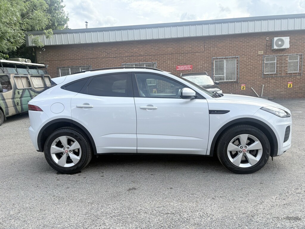 Jaguar E-Pace 2.0 D150 R-dynamic S White #4