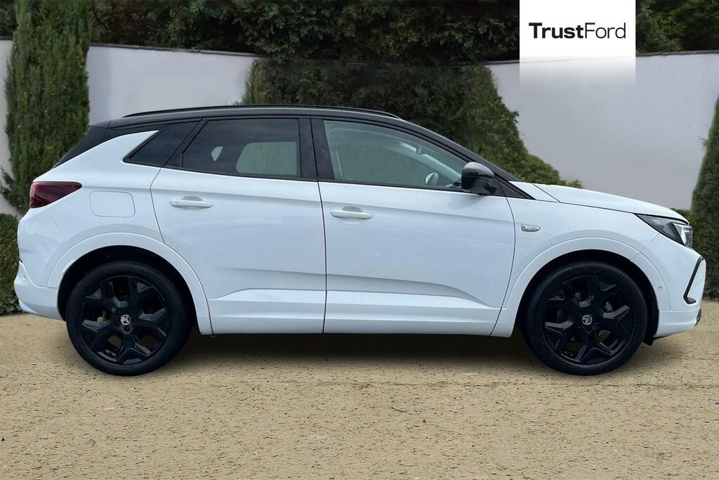 Vauxhall Grandland Ultimate White #3