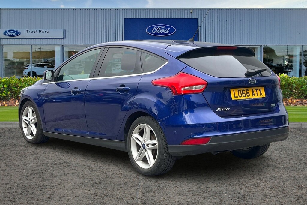 Ford Focus Titanium Rear Privacy Glass Low Mileage Sync LO66ATX Blue #2