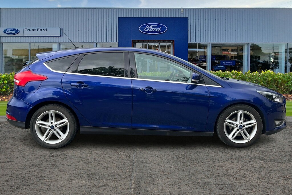 Ford Focus Titanium Rear Privacy Glass Low Mileage Sync LO66ATX Blue #3
