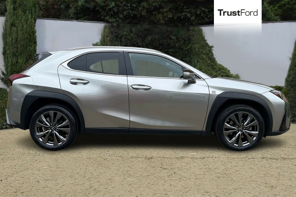 Lexus UX 2.0 F-sport Design Cvt EJ23LUA Silver #3