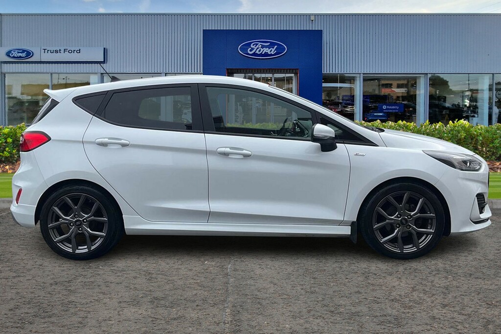 Ford Fiesta 1.0 Ecoboost Hybrid Mhev 125 St-line Edition GSZ5466 White #3