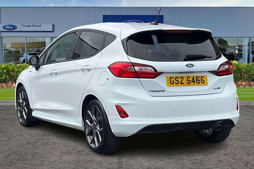 Ford Fiesta 1.0 Ecoboost Hybrid Mhev 125 St-line Edition GSZ5466 White #2