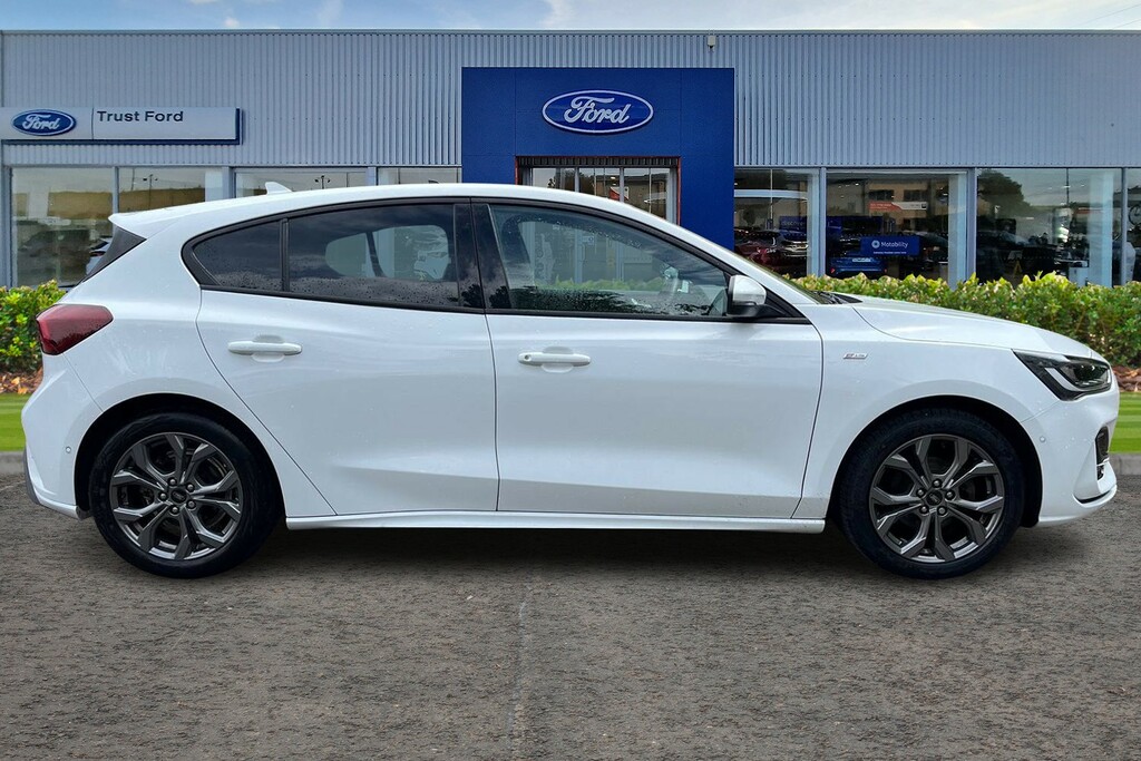 Ford Focus 1.0 Ecoboost St-line Style Self Parking Heated WM22LUR White #3
