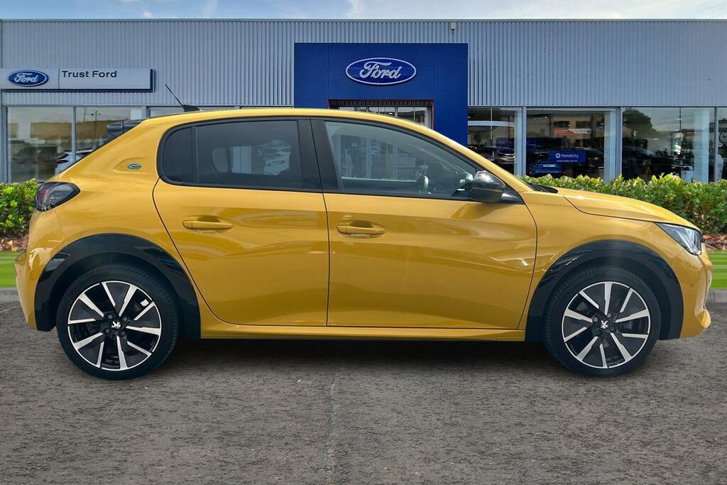 Peugeot e-208 100Kw Gt 50Kwh Yellow #3