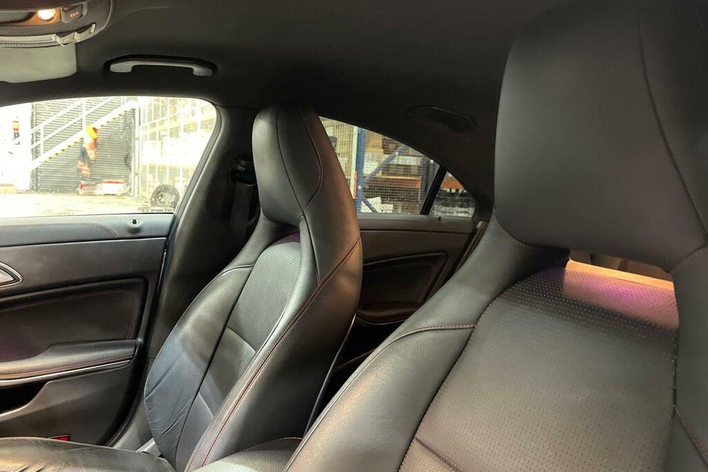 Mercedes-Benz CLA Class Cla 180 Amg Line Tip Red #19