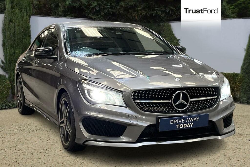 Mercedes-Benz CLA Class Cla 180 Amg Line Tip Red #1